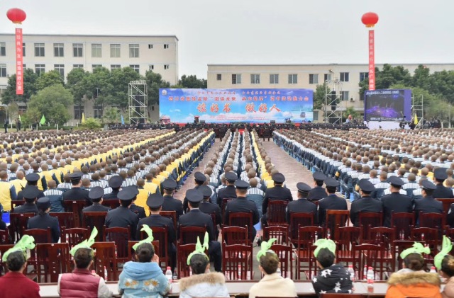 “书香浸润狱园 知识构筑新岸”——PG国际“阅读未来 奔向新岸”大型读书活动推介会顺利举办